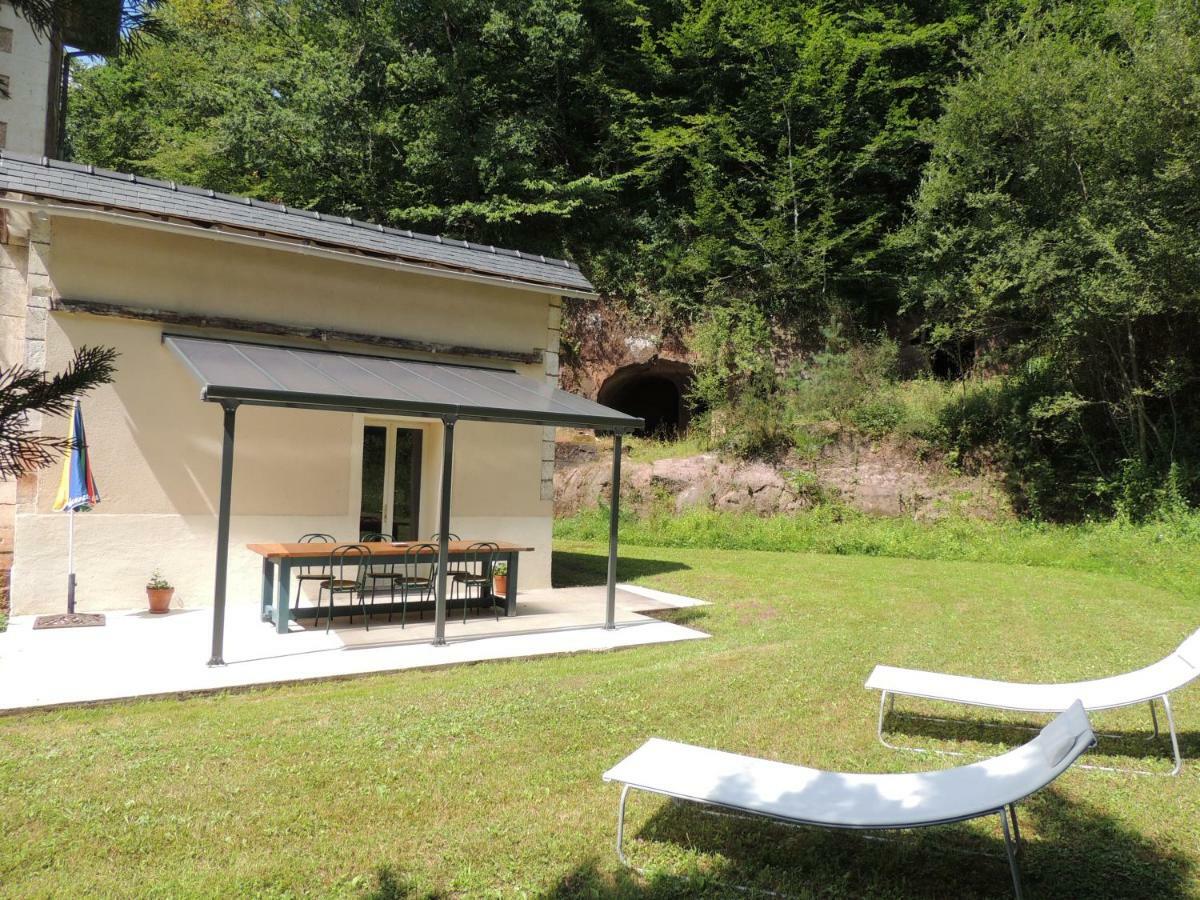 Apartamento La Tour Du Chambon Brignac-la-Plaine Exterior foto